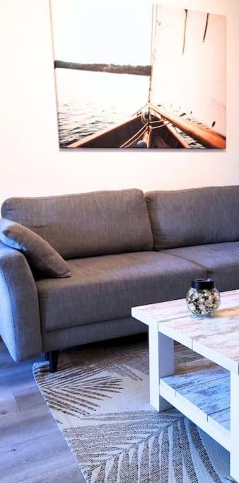 La Voile Au Lamparo - T2 Climatise - Parking Apartment *
